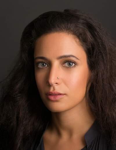 هالة عليان  دكتورة وكاتبة أمريكية من أصل فلسطيني من مدينة القدس