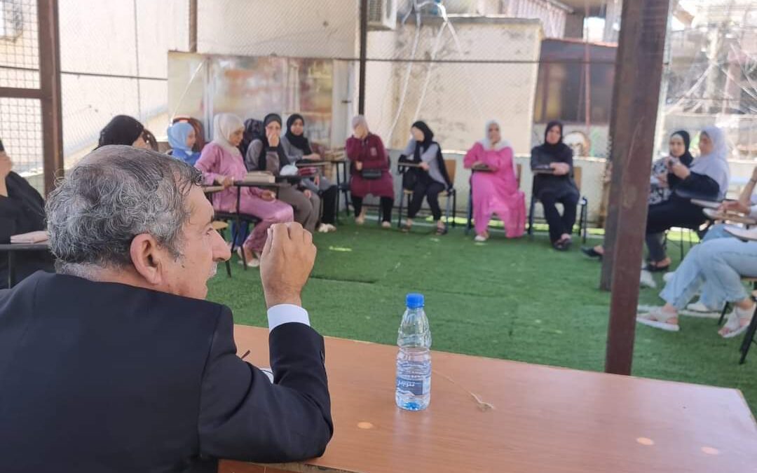 الاعلامي الشاعر محمد درويش يحاضر في البص عن حقوق المرأة العاملة ودور الإعلام في دعمها