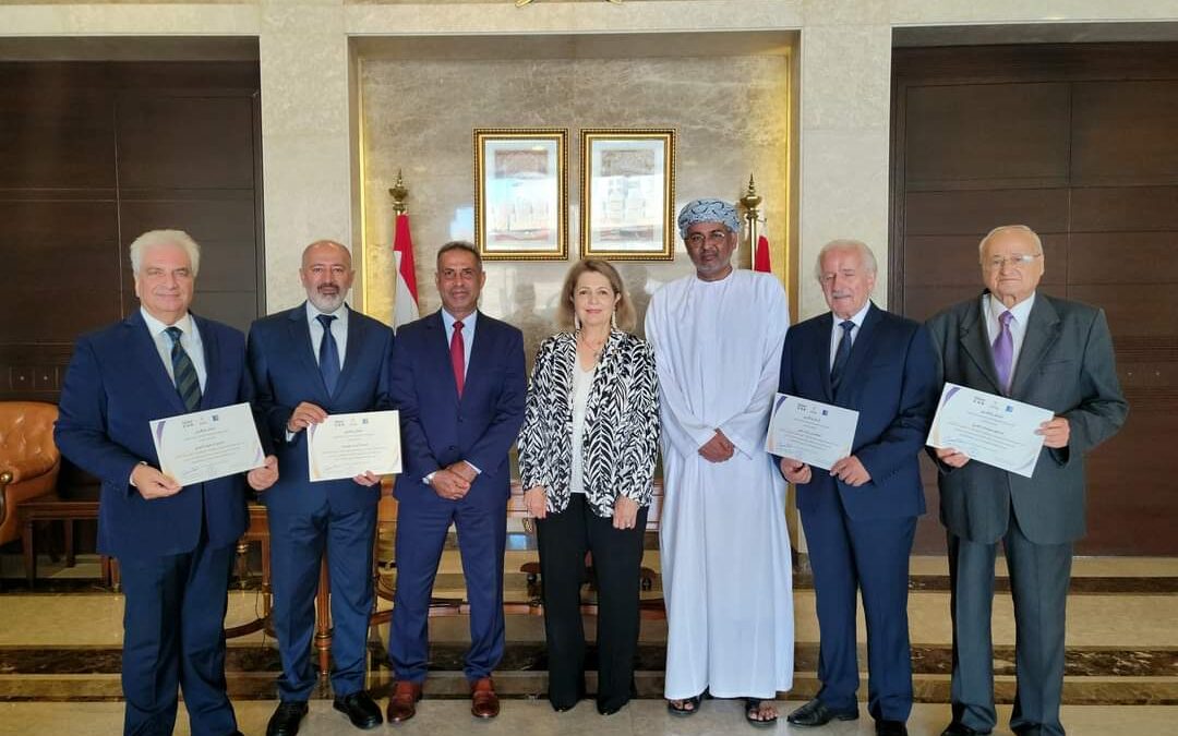 سفير سلطنة عمان يستقبل وفداً من ديوان أهل القلم لتكريم المشاركين في ملتقى المبدعات العربيات الثالث