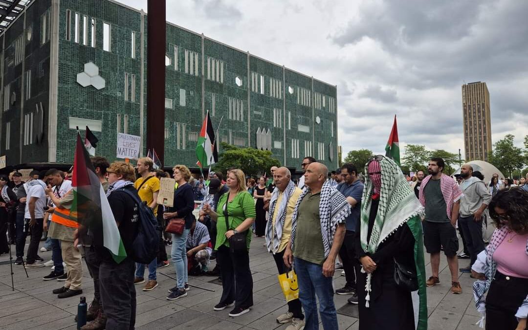 المجموعة الفلسطينية في هولندا تشارك في  مظاهرة  دعما لفلسطين