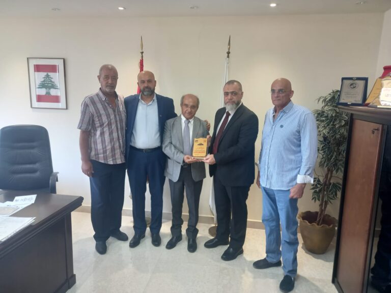 ابو العنين يتوجه بالشكر  للوزير كلاس والاتحاد اللبناني لكرة القدم لانصافه  اللاعب الفلسطيني وعدم اعتباره اجنبيا