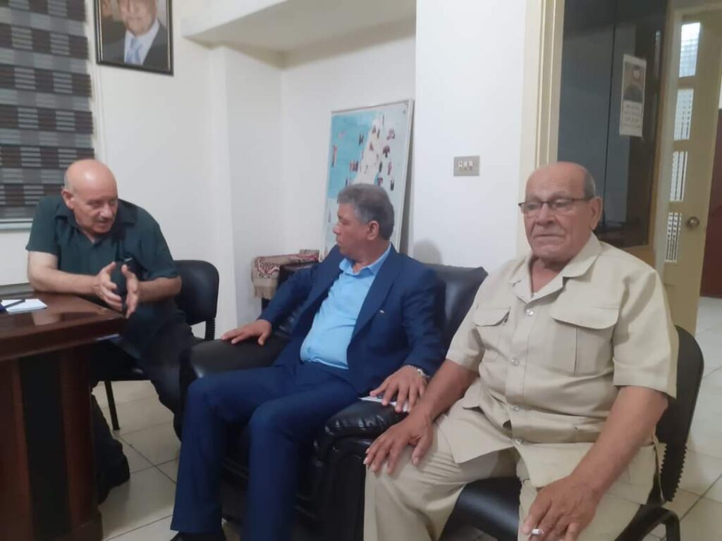 اتحاد نقابات عمال فلسطين يلتقي أمين سر اللجان الشعبية في لبنان