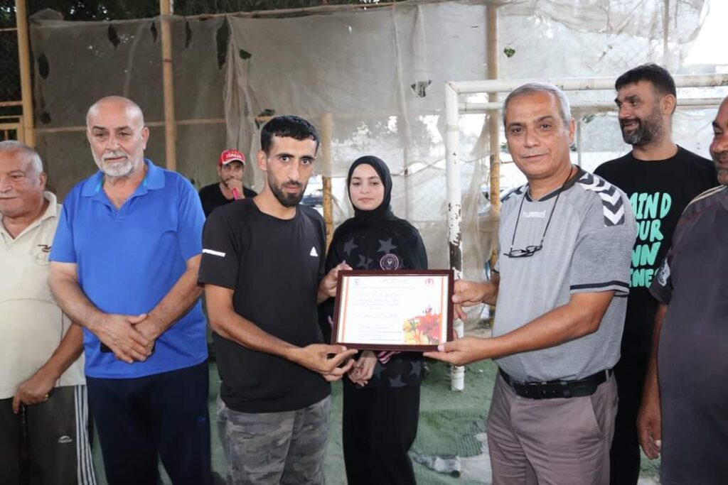 أكاديمية فتيات فلسطين وأكاديمية طوفان الأقصى تكرم المصور الفلسطيني خالد النصر