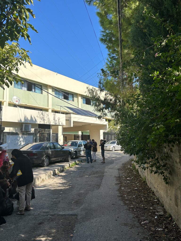 متوسطة عبرا الرسمية المختلطة: تعاون وثيق بين الجهات المشرفة والوافدين.