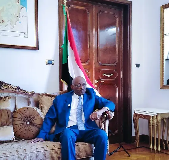 مؤتمر صحفي لسعادة سفير السودان سيد الطيب أحمد بالتعاون مع موقع الصداقة