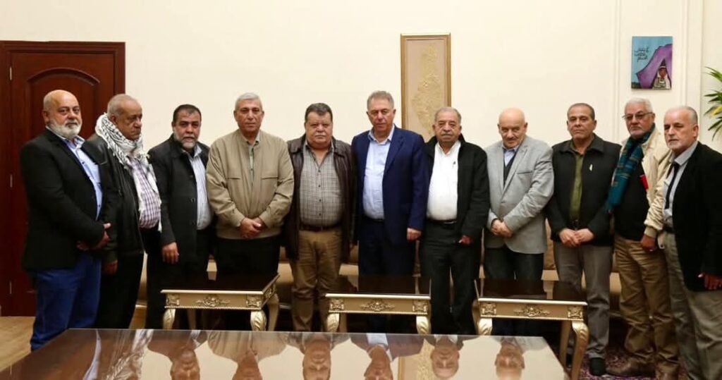 السفير دبور يلتقي لجنة المتابعة المركزية في اللجان الشعبية الفلسطينية في لبنان