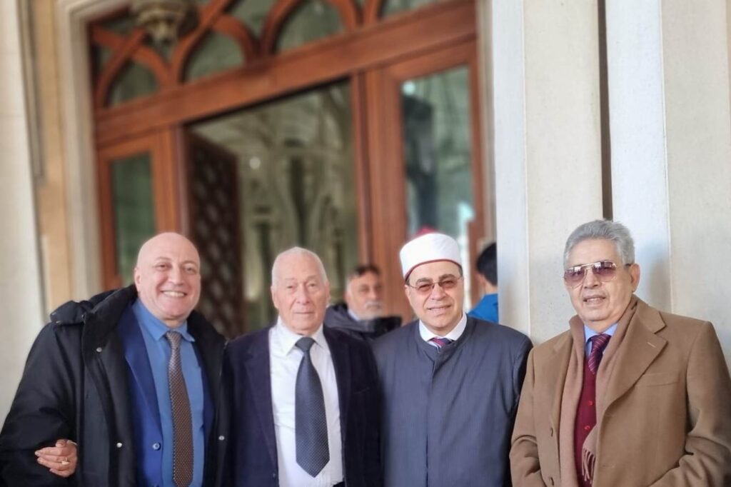 المركز الإسلامى الكبير يقيم اربع صلوات لعيد الفطر فى روما