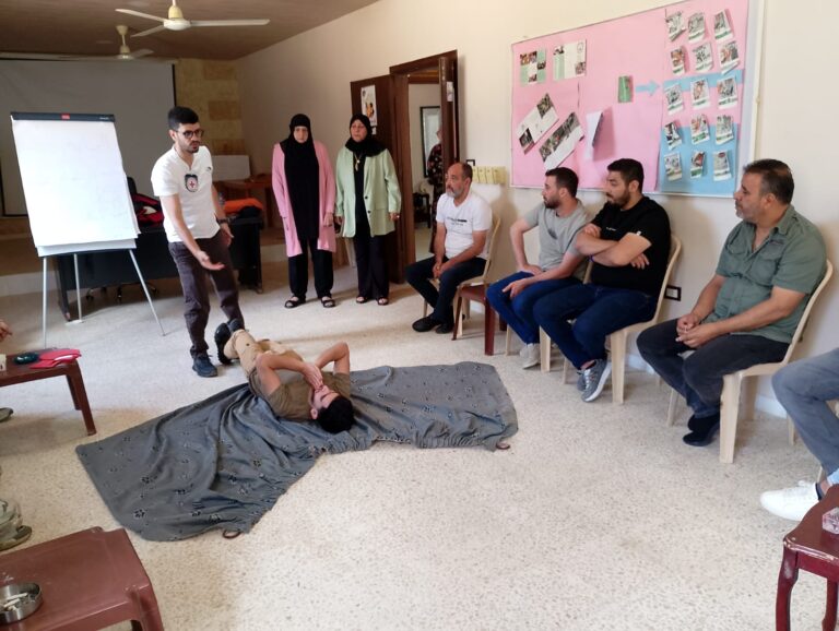 لجنة العمل الاجتماعي التنموي- وحدة الدعم القانوني تنظّم دورة تدريبية متخصصة في مخيم عين الحلوة