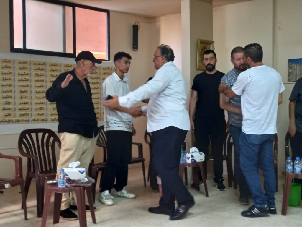 وليد صفدية ممثلا معالي السيدة بهية الحريري  يعزي بالحاجة عليا حسين الرفاعي