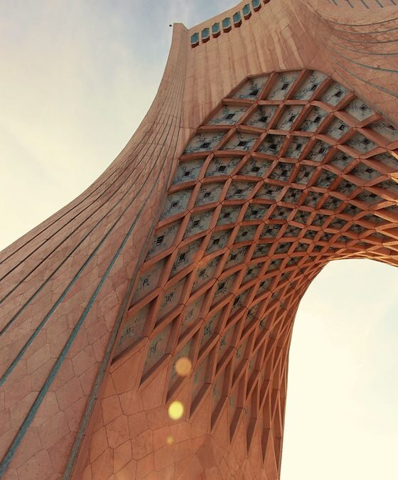 إيران – إبرة التوازن العالمي