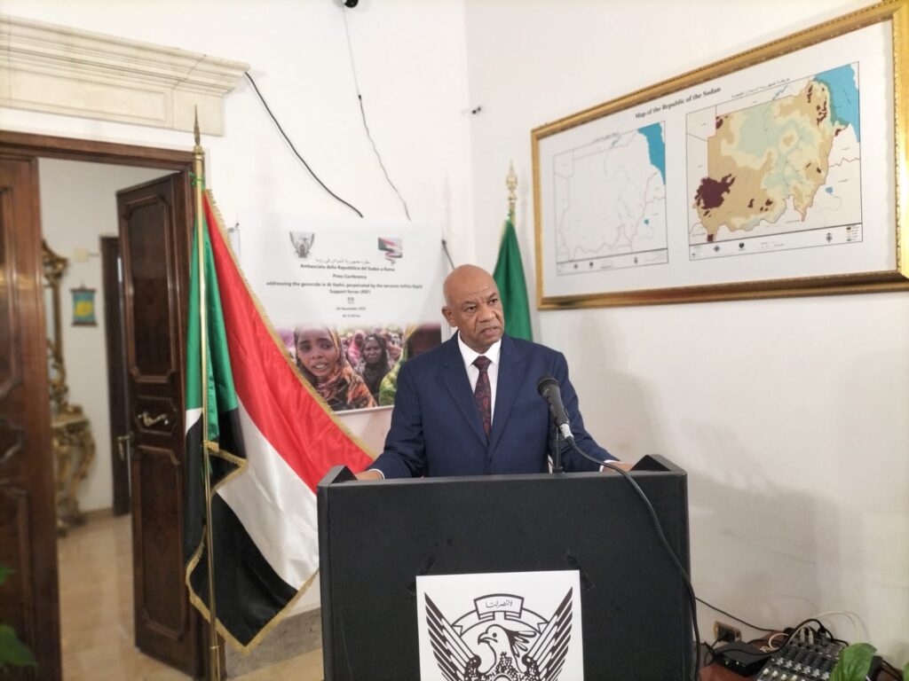 السفير السوداني عماد الدين المرغني يعقد مؤتمر صحفي في روما مناديا الضمير العالمي لانقاذ السودان