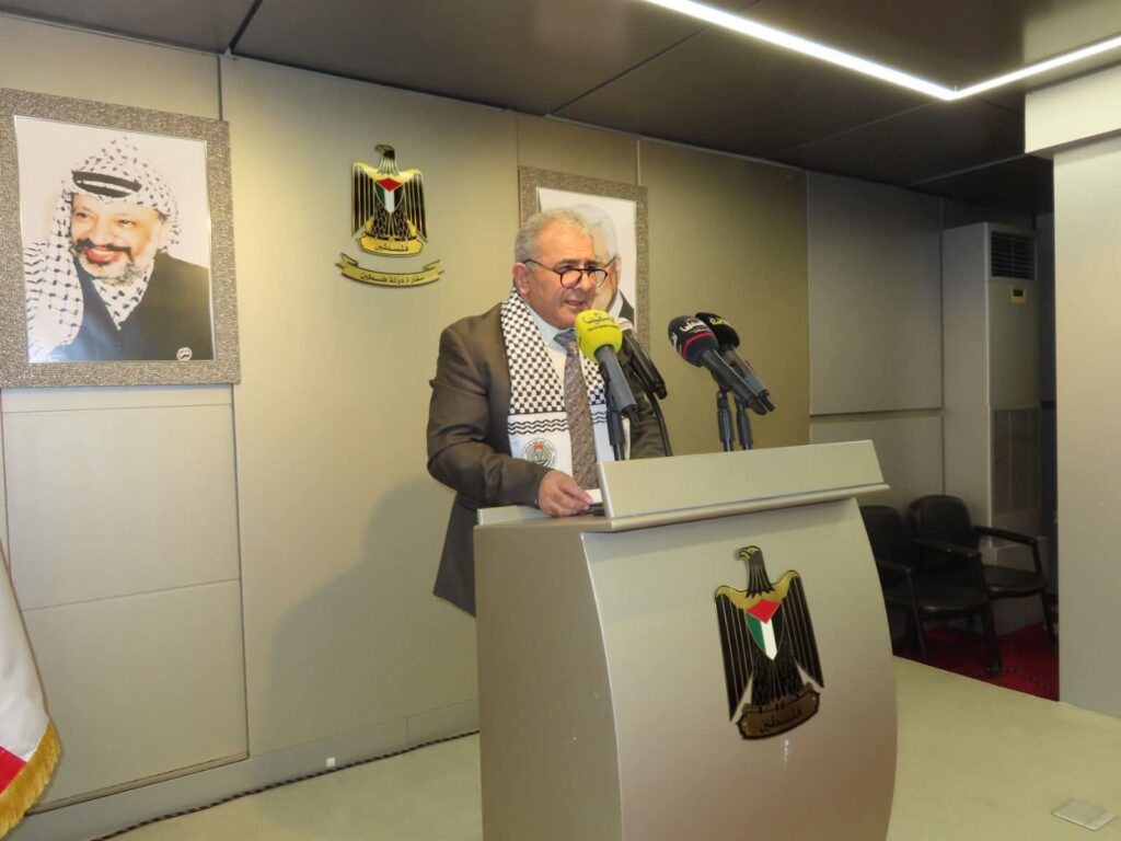 السفير محمد الأسعد: الطلبة ركيزة النضال الوطني… ومؤسسة الرئيس عباس خرّجت أكثر من 11 ألف طالب في لبنان