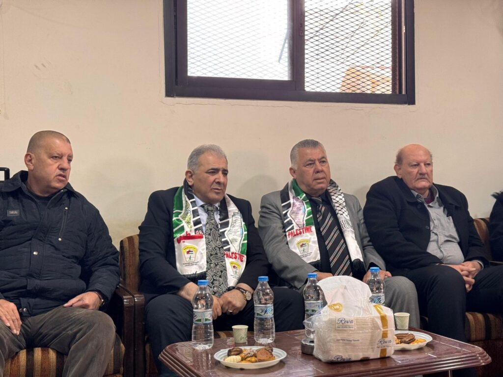 السفير الأسعد يتفقد مخيم المية ومية ومدرسة عسقلان ويؤكد أن المخيم عنوان للثبات وحق العودة