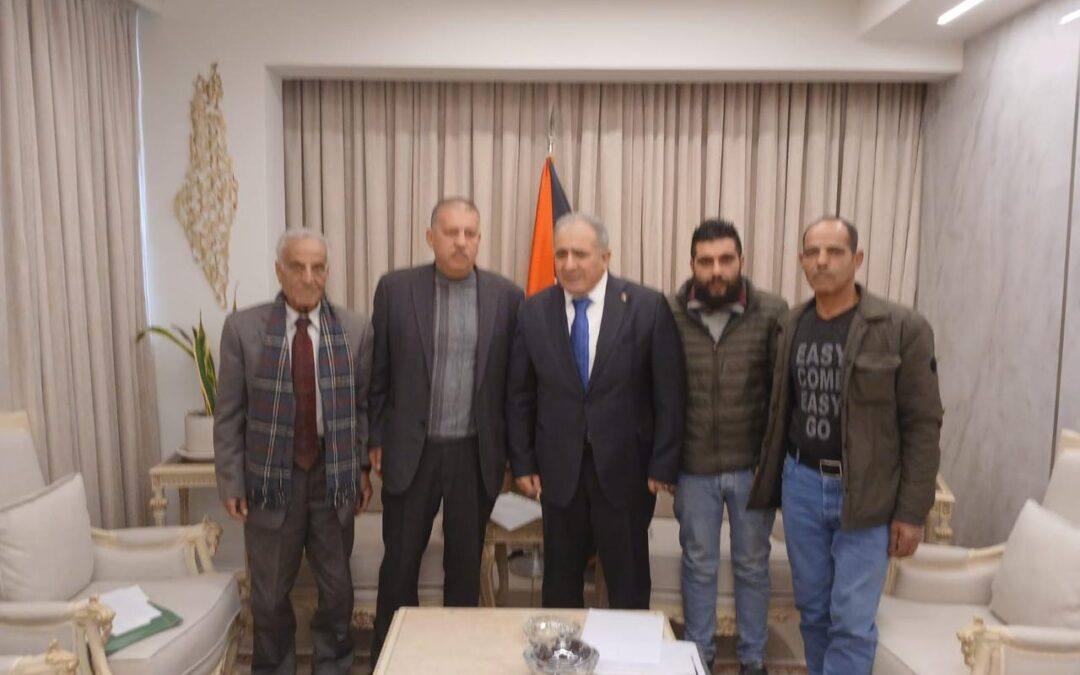 السفير الاسعد يلتقي اللجنة الشعبية في الهمشري ووفد من أهالي حي الزيتون