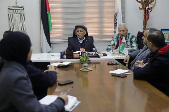 الغرفة التجارية الصناعية بغزة تبحث اعادة تاهيل وتشغيل عدد من الاسواق كه بلدية غزة