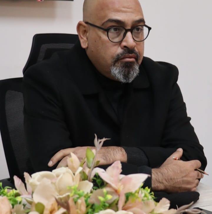 يا ايران : الرئيس ترمب صحيح هامل بس بحب يجامل