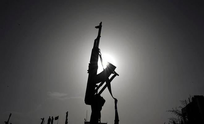 شرطة الرمال بمدينة غزة توقف مطلق نار وتصادر سلاحه