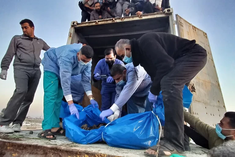 مدير مجمع الشفاء: استلمنا جثامين لنساء ولا تتوفر معلومات كافية عنهم