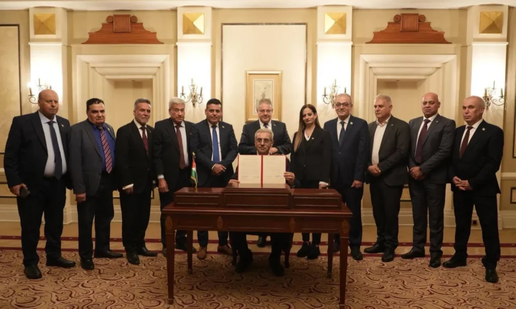 لجنة إدارة غزة تتفقد معبر رفح ومستشفى العريش ومراكز المساعدات