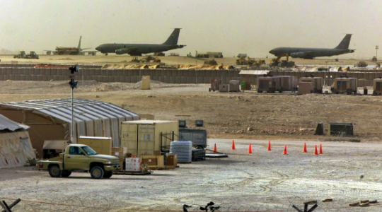نتيجة التوتر مع إيران: أمريكا تجلي المئات من جنودها من قواعدها في قطر والبحرين