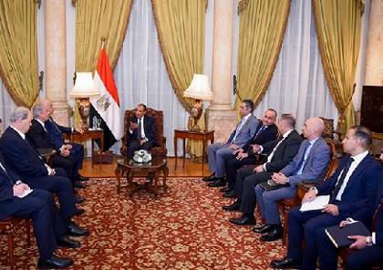 مصر تجدد دعمها للجنة إدارة غزة تمهيدا لعودة السلطة الفلسطينية إلى القطاع وتدين الانتهاكات الإسرائيلية المتواصلة في الضفة