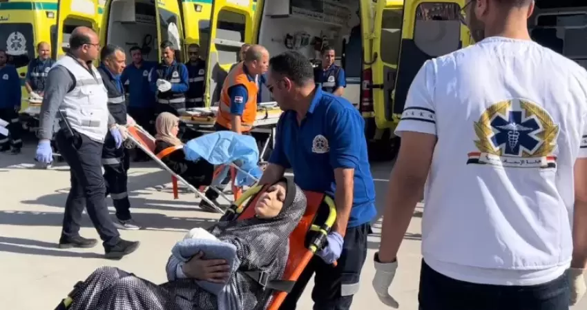 هيئة المعابر بغزة : سفر 50 مواطنا عبر رفح أمس ودخول 286 شاحنة