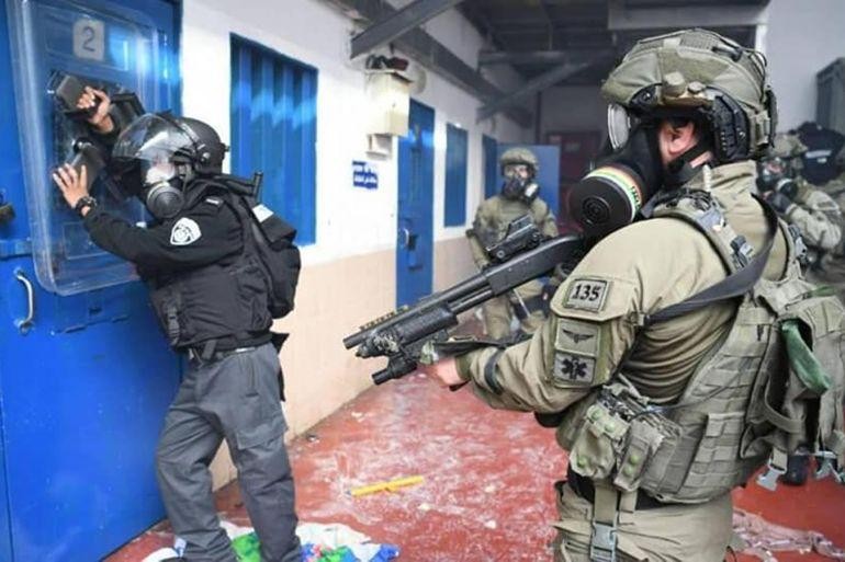 الاعلان عن يوم وطني لنصرة الأسرى في سجون الاحتلال الثلاثاء القادم