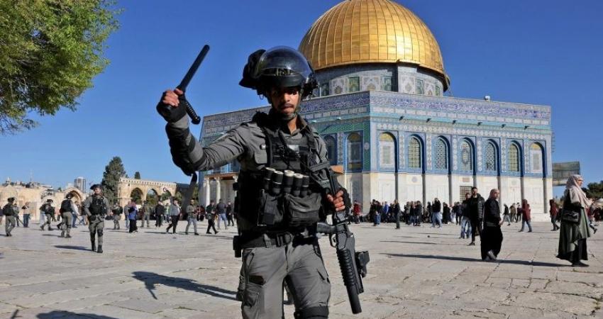 إغلاق الأقصى بحجة “الطوارئ”.. حرب على المسجد بأدوات ناعمة لتعميق مسارات تهويده