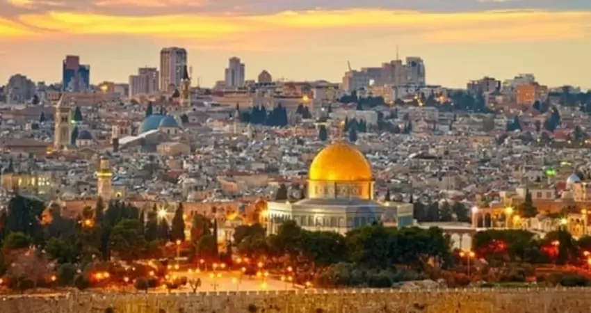 الاحتلال يخصص أرضا لبناء مقر دائم للسفارة الأمريكية في القدس