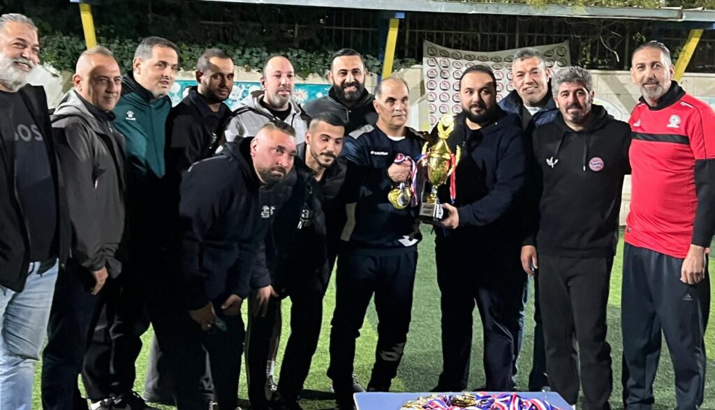 على كأس الرياضي الراحل إبراهيم نجم.. وبحضور أنجاله نادي العاصمة يختتم بطولة أبواب القدس “للقدامى”… بتتويج فريق باب الأسباط والوصافة لباب العامود