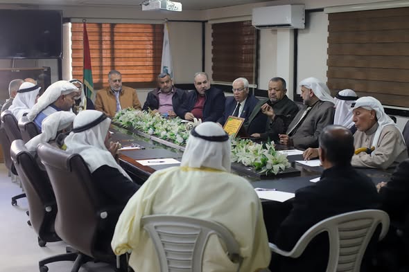 الغرفة التجارية الصناعية بغزة تستقبل وفداً من التجمع الوطني للقبائل والعشائر