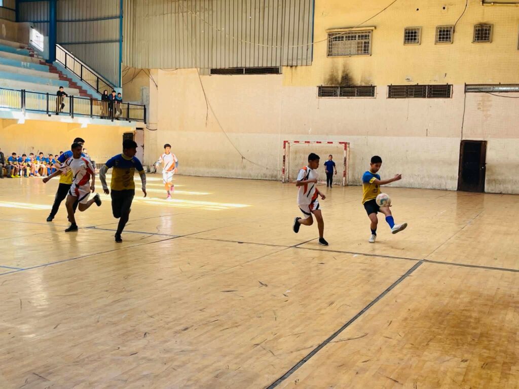 بإشراف اللجنة الأولمبية وبرعاية شركة جوال خدمات النصيرات يتصدّر اليوم الأول من بطولة الصمود والأمل للناشئين للكرة المصغر