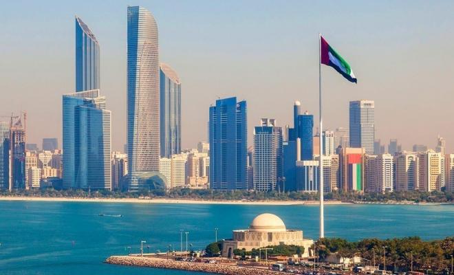 الإمارات تعلن التعامل مع 7 صواريخ باليستية و27 مسيّرة إيرانية