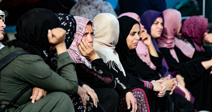 أمهات غزة في يوم الأم.. ترمل مبكر ومعاناة مركبة