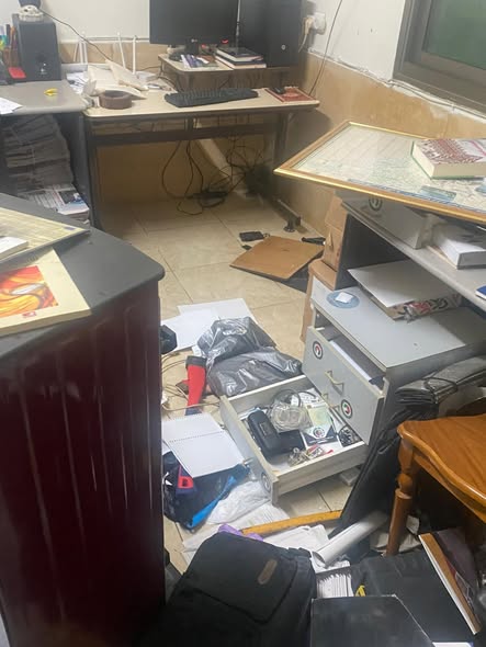 نقابة الصحافيين الفلسطينين تستنكر اقتحام وتحطيم قوات الاحتلال  منزل الزميل حسن عبد الجواد