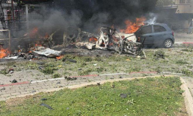 صواريخ إيران تضرب تل أبيب: حرائق وأضرار وفشل منظومات الدفاع