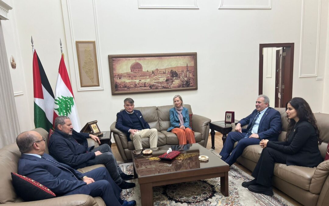 سفارة دولة فلسطين في لبنان: تأكيد على دور الأونروا وضرورة تحييد المخيمات وسط الظروف الراهنة