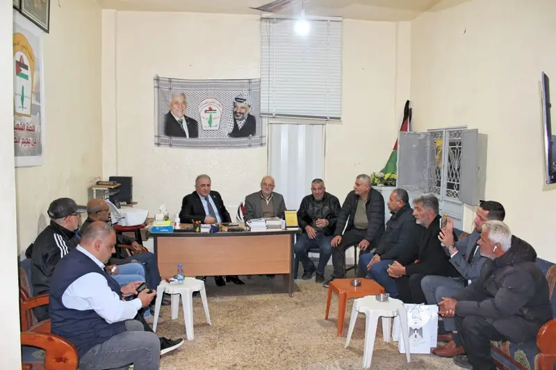 سفير دولة فلسطين في لبنان يزور مخيمات منطقة صور ويؤكد استمرار دعم صمود أبناء شعبنا في الجنوب