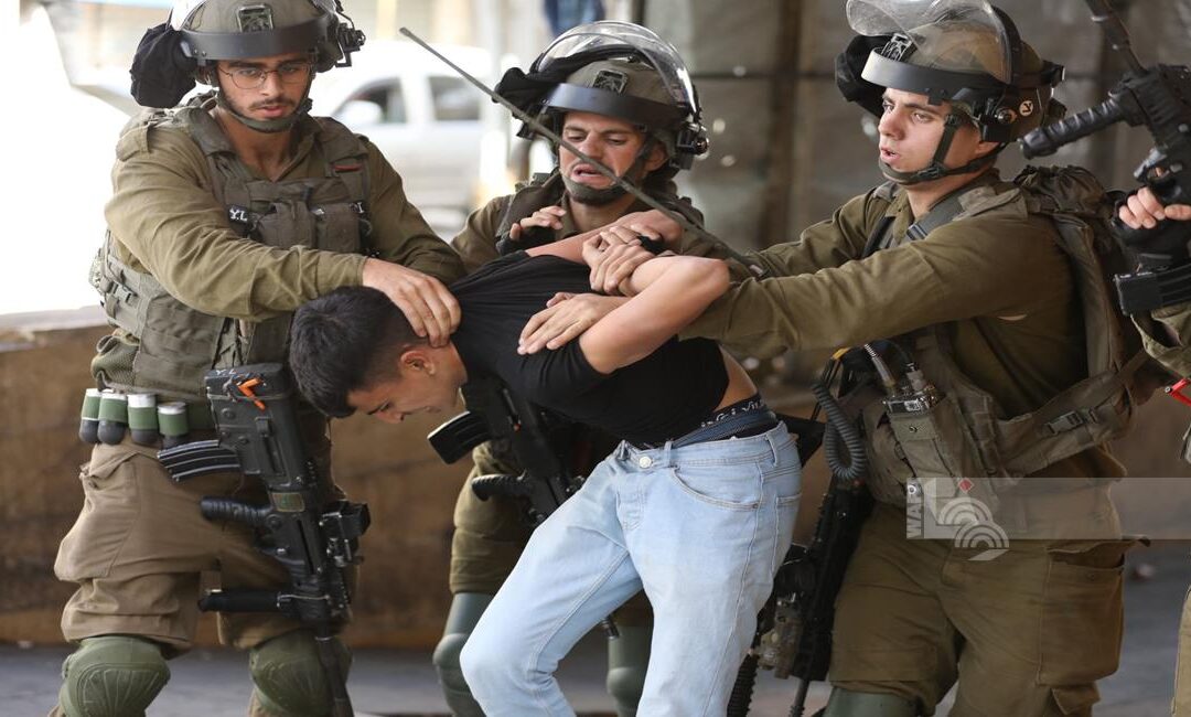 “التربية”: 350 طالبا معتقلون في سجون الاحتلال في ظروف اعتقال قاسية