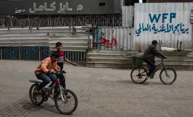 صحيفة: آلية جديدة لـ “الأغذية العالمي” حول عمل مخابز غزة تنذر بتوقف الدعم