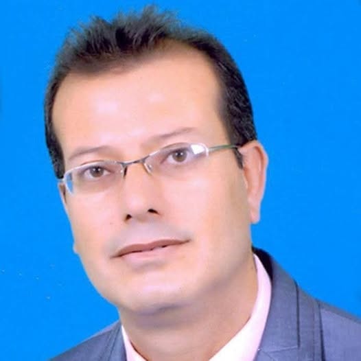 المحلل السياسي بين الواقع والمتوقع:
