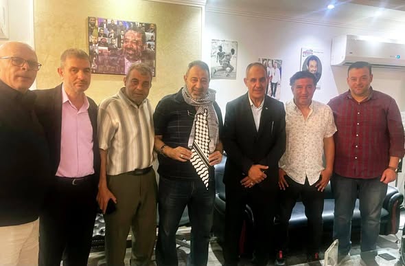 في لقاء الوفاء والمواقف النبيلة: الكابتن مجدي عبد الغني يستقبل وفد ملتقى قدامى رياضيي فلسطين