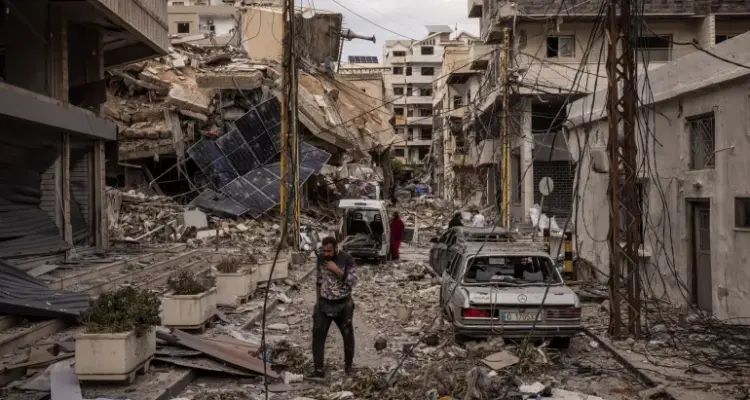 بحرًا وبرًا وجوًا.. الاحتلال يواصل خروقاته لاتفاق وقف إطلاق النار في قطاع غزة