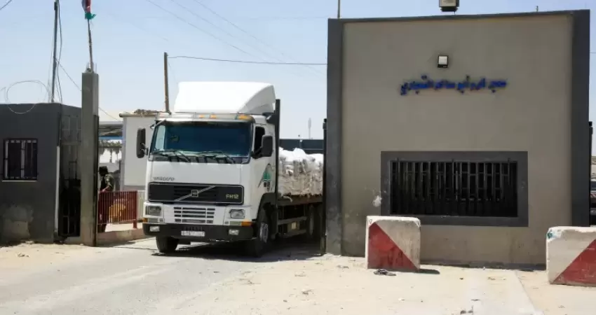 تسهيلات مرتقبة على معبر “كرم أبو سالم” لخفض التوتر الاقتصادي بغزة