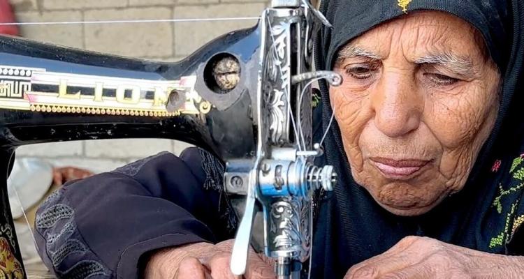 نساء غزة يصنعن اقتصاد البقاء في ظل الحرب