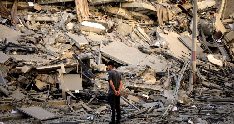 صحيفة عبرية : استئناف القتال بغزة يتطلب قرارا سياسيا وتوجه دولي