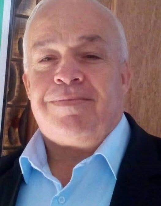 الصحفي حسن جبر يواجه المرض وحيدًا في غزة