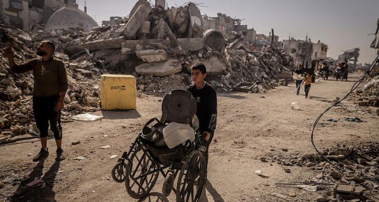 زقوت: الاحتلال يبتلع 70% من غزة عبر “الخط البرتقالي” ويحول القطاع إلى بيئة “إبادية” طاردة للحياة