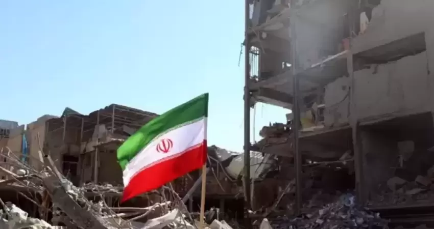 صحيفة: إيران تملك خيارا خطيرا لردع واشنطن وتهديد الاقتصاد العالمي