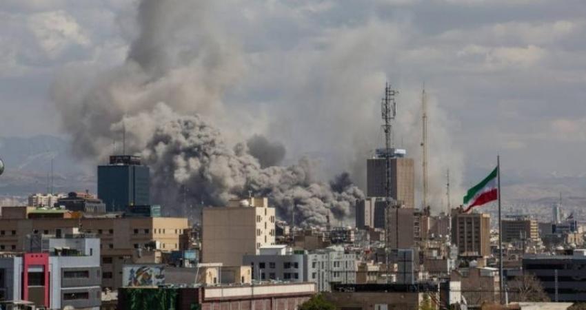 قناة عبرية: “الجيش والموساد” يضغطان على نتنياهو لشن هجوم عسكري واسع ضد إيران